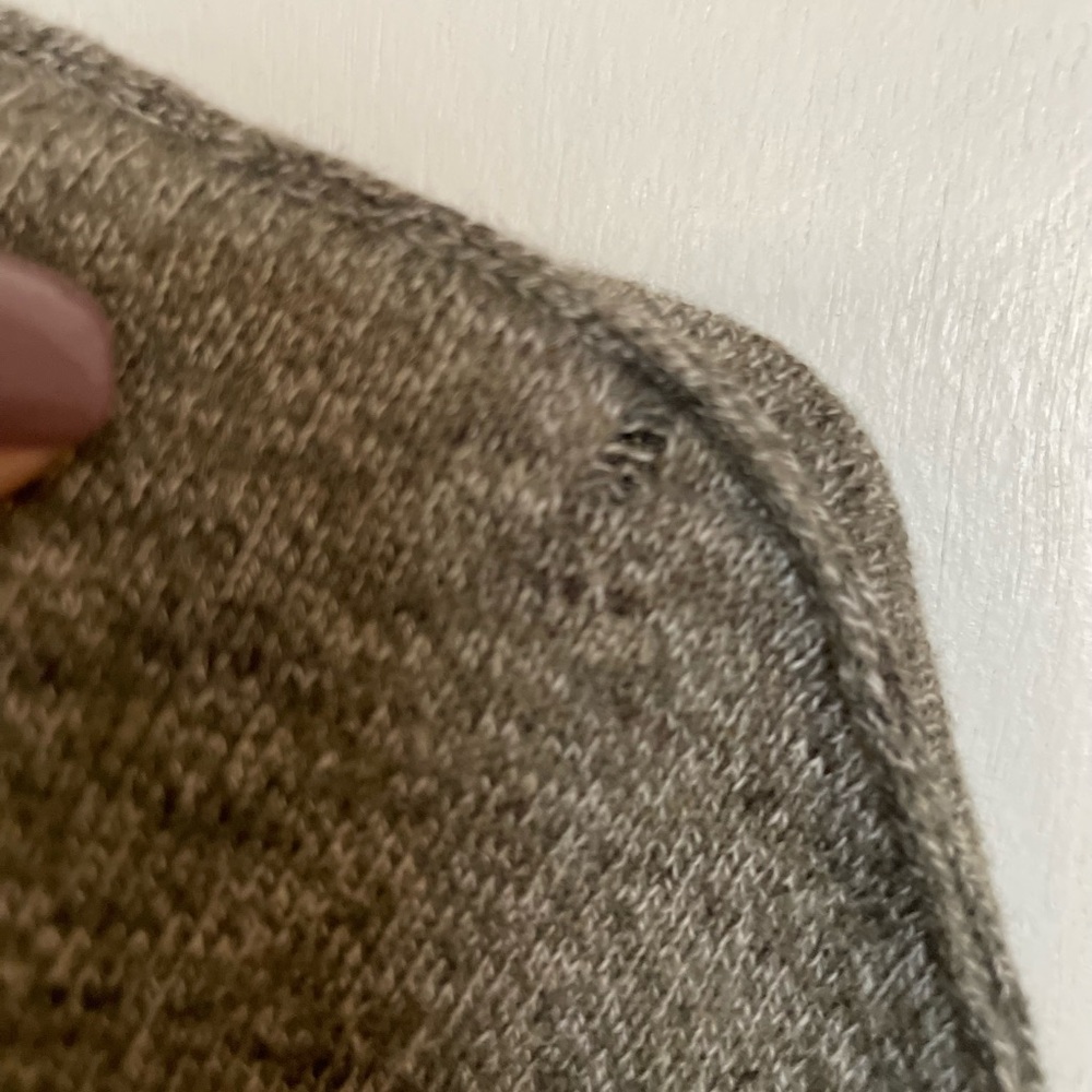 Express Crewneck Sweater - Size L - Picture 5 of 13